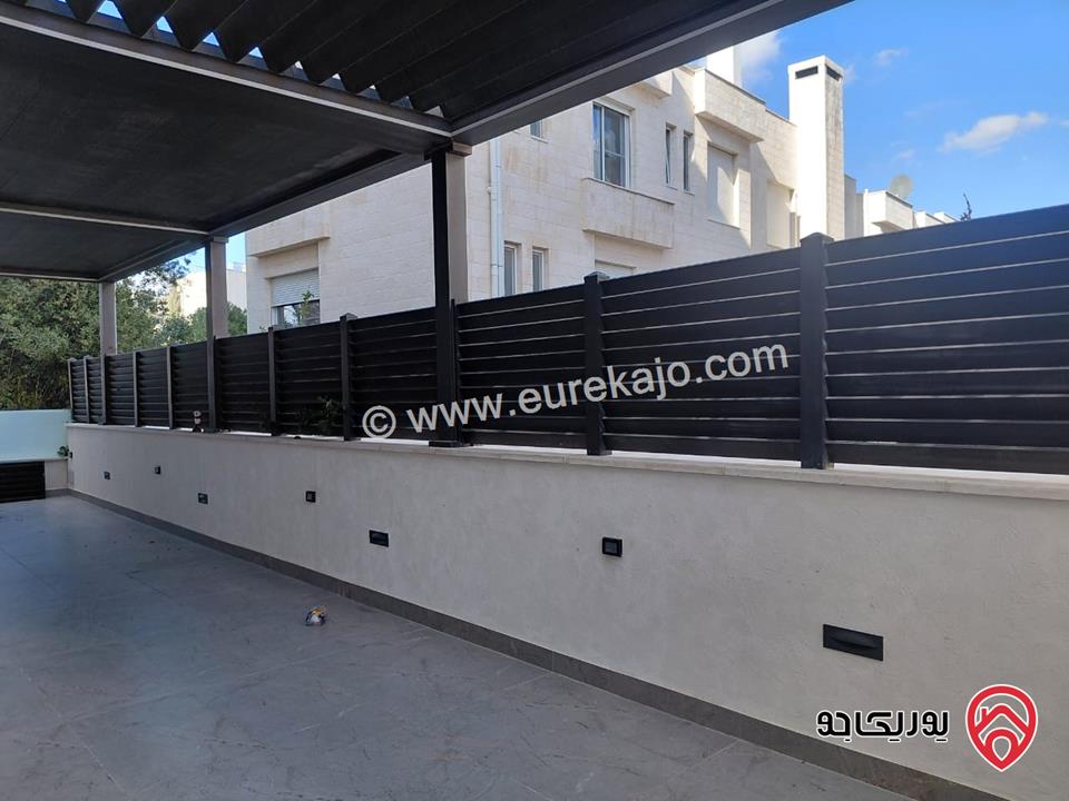 شقة ارضية مساحة 250م داخلي و 230م خارجي للبيع مفروشة في عمان - ام السماق 