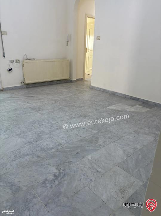 شقة طابق اول مساحة 170 متر للبيع في عمان - خلدا 