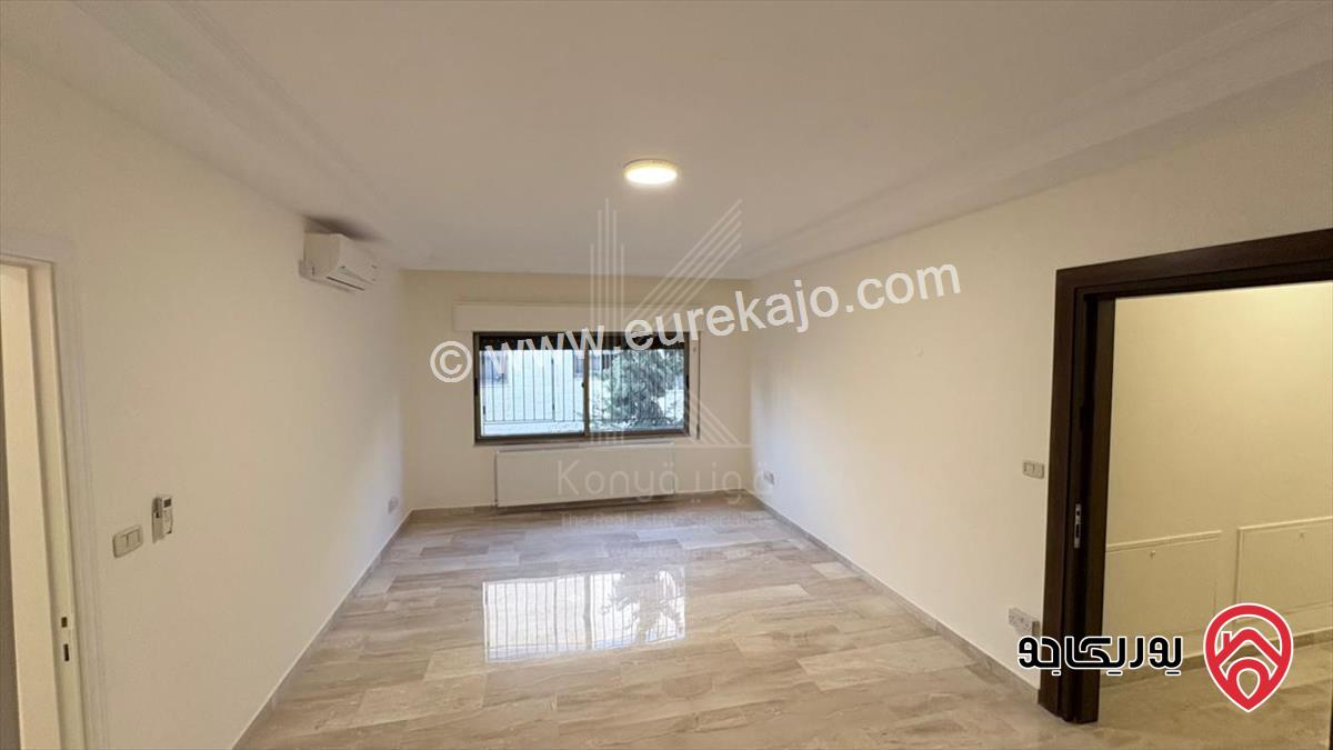 شقة مميزة طابق ثاني مساحة 207م للبيع أو للايجار في عمان - دير غبار