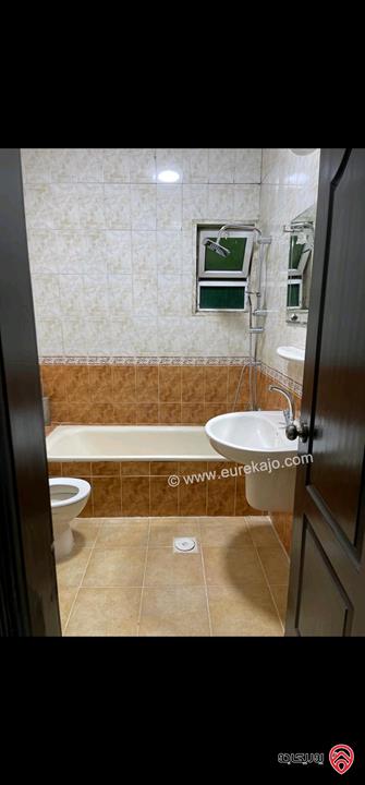 شقة فارغة طابق أرضي مساحة 150م للايجار في عمان - الجبيهة