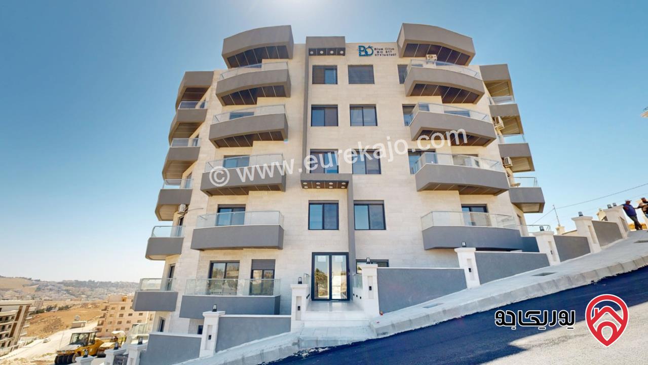 شقة طابق ثالث مع روف دوبلكس مساحة 160م للبيع في عمان - الجبيهة حي المنصور 