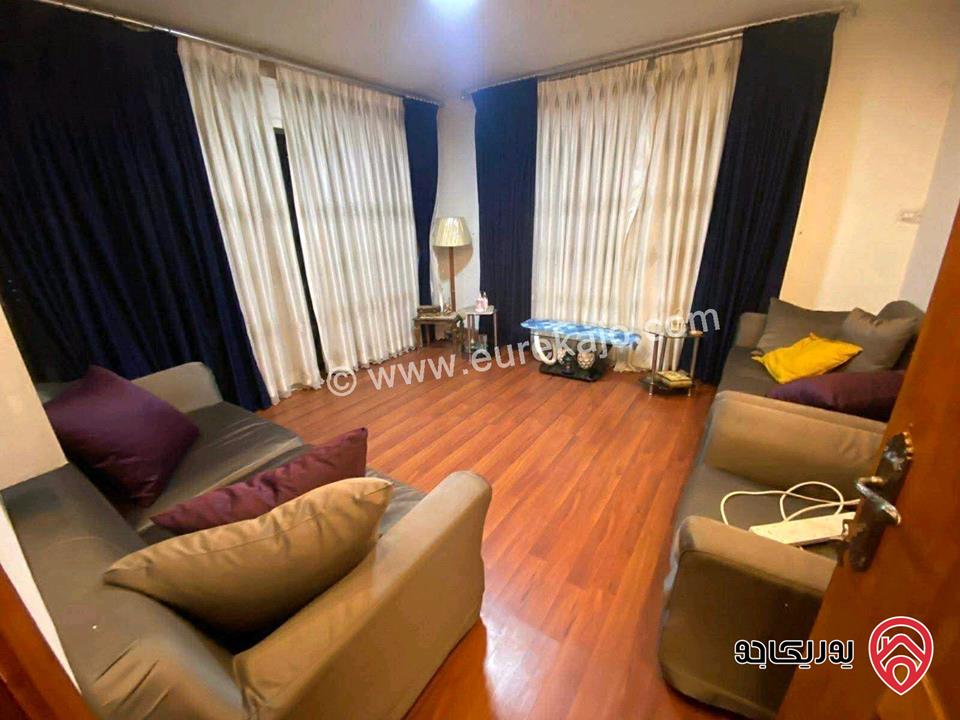 فيلا مساحة 333م على أرض 500م للبيع في عمان - الرابية