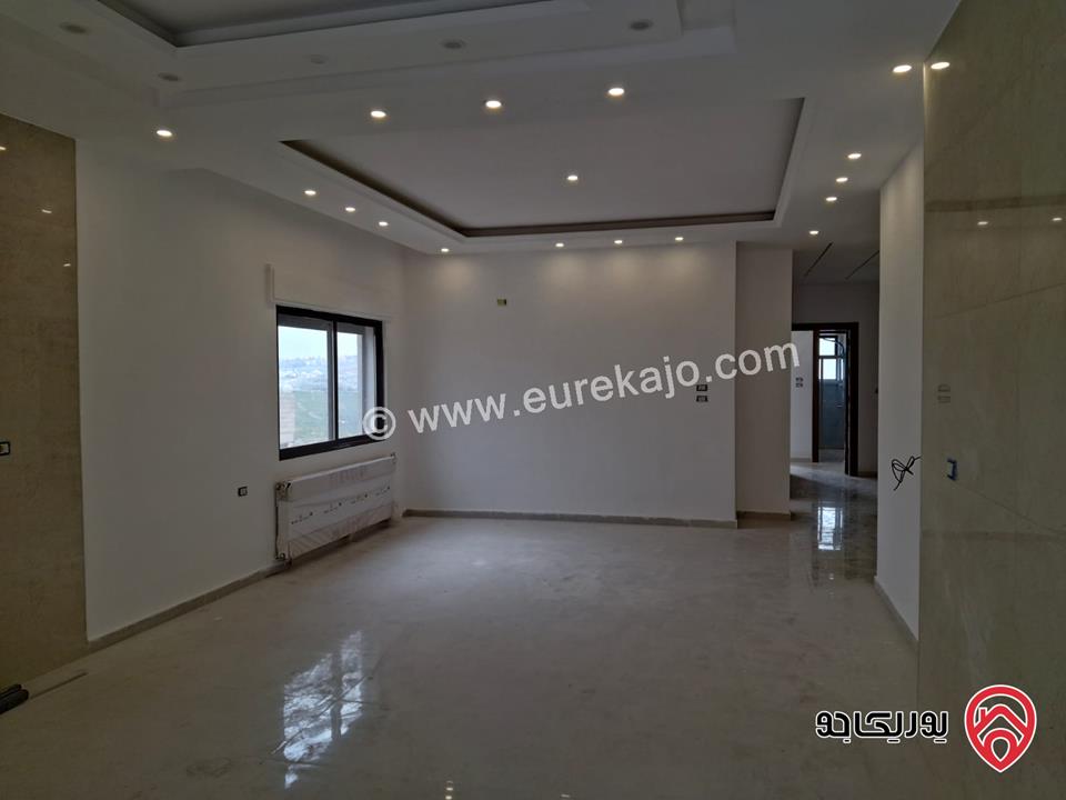 شقة ارضية جديدة مساحة 200م داخلي و 40م خارجي للبيع في عمان - ابو السوس