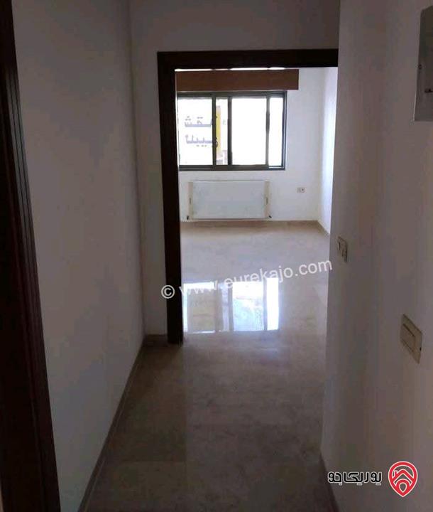 شقة فارغة مساحة 150م طابق رابع للايجار في عمان - خلدا