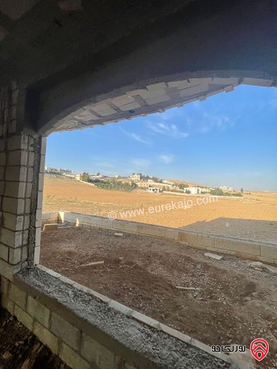 بيت مستقل قيد الإنشاء على أرض مساحة 2 دونم للبيع في المفرق - حوشا