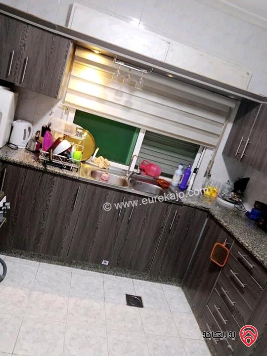 شقة طابق ثالث بدون مصعد مساحة 114م للبيع في عمان - ضاحية الامير حسن