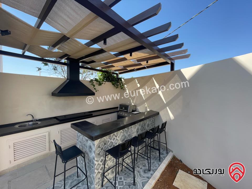 مزرعة مساحة الأرض 450م والبناء 210م للبيع في البحر الميت - السويمة بجانب الفنادق 