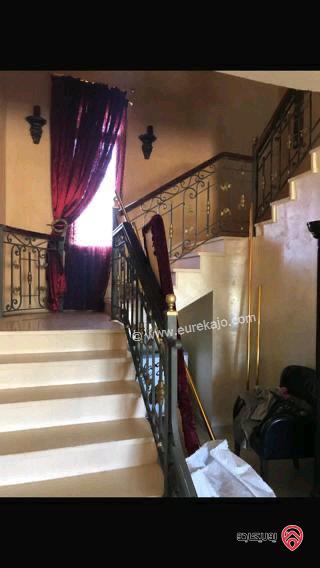 فيلا مساحة 600م للبيع في عمان - قرب مدارس الشويفات ونادي الجواد العربي