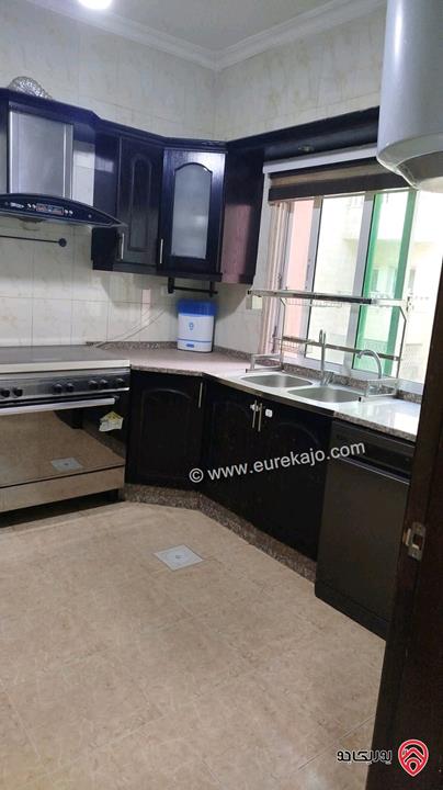 شقة مساحة 110م طابق أول للبيع مفروشة في عمان - الجبيهة