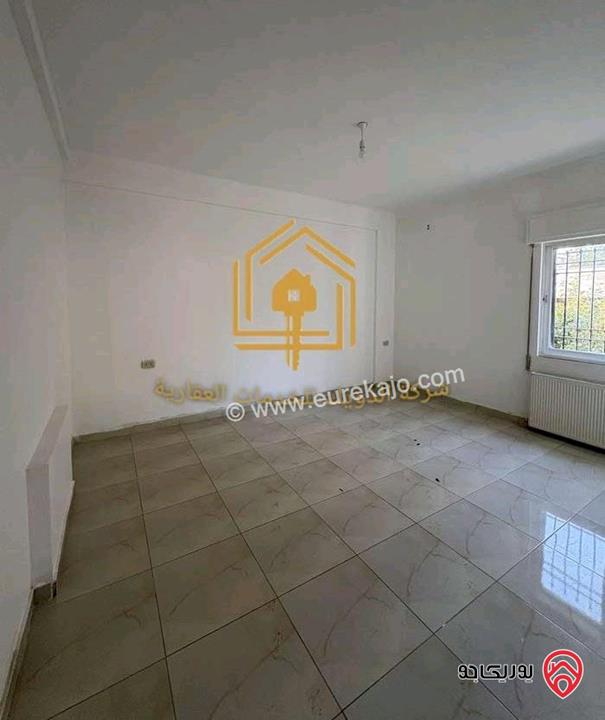 منزل مستقل مساحة 200م مع ترس للإيجار في عمان - دابوق 