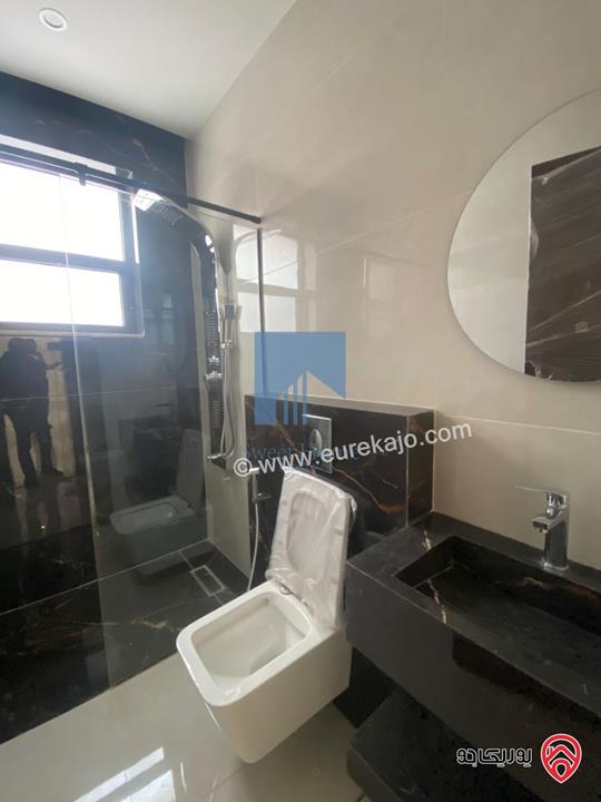 شقة أرضية 175م مع ترس امامي 25م للبيع في عمان - الرابية