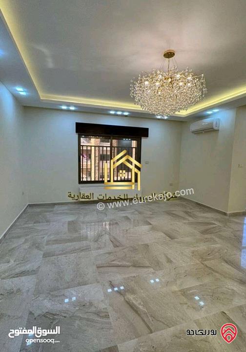 شقة سوبر ديلوكس مساحة 220م طابق ثاني للايجار في عمان - دير غبار 