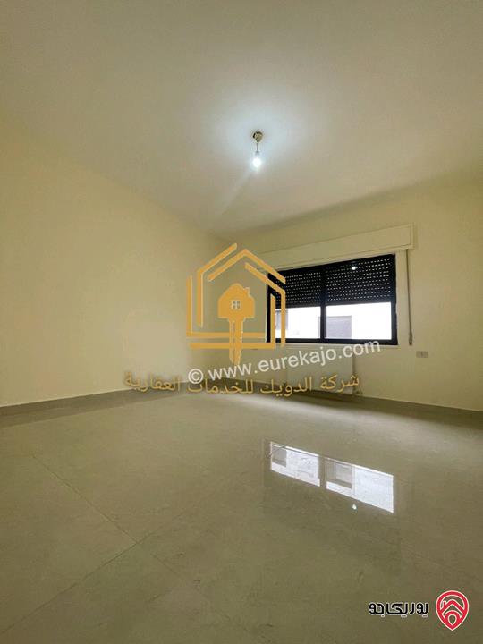 شقة فارغة مساحة 200م طابق أول للإيجار في عمان - خلدا 