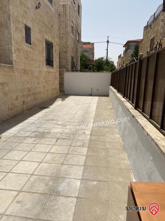 فيلا متلاصقة دوبلكس مساحة البناء 200م على أرض 150م للبيع في عمان - مرج الحمام 