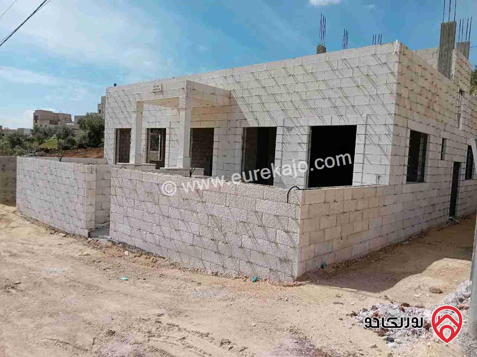 فيلا عظم مساحة 268م على أرض 513م للبيع بسعر التكلفة من المالك مباشرة بداعي السفر في عمان - طبربور 