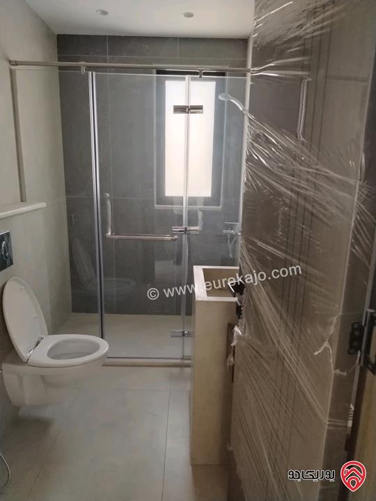 شقة مميزة طابق ثالث دوبلكس مساحة 220م للبيع في عمان - ام اذينة