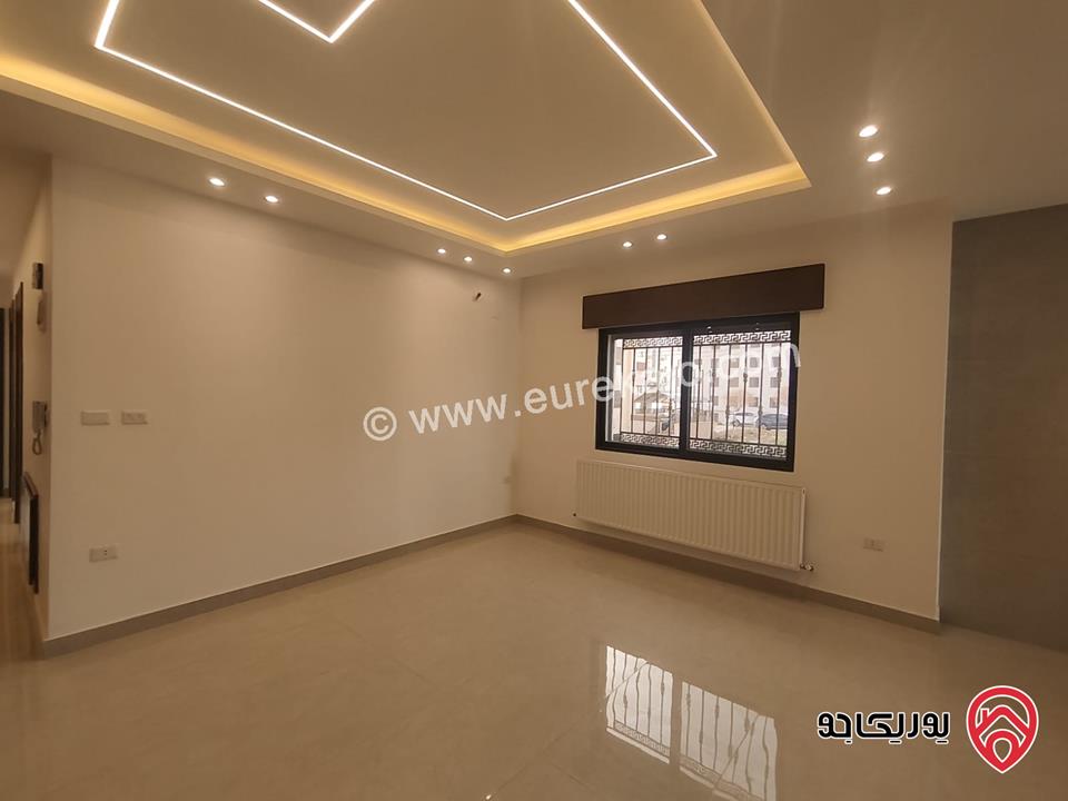 شقة ارضية مساحة 170م داخلي و 40م خارجي للبيع في عمان - شفا بدران قرب حدائق الجبيهة