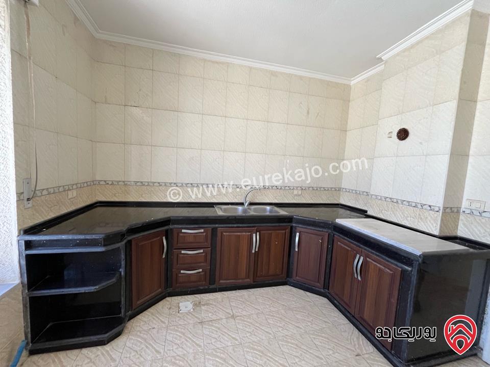 شقة مساحة 120م طابق ثاني للايجار في عمان - البيادر بإتجاه الدوار الثامن بجانب بنك صفوة  