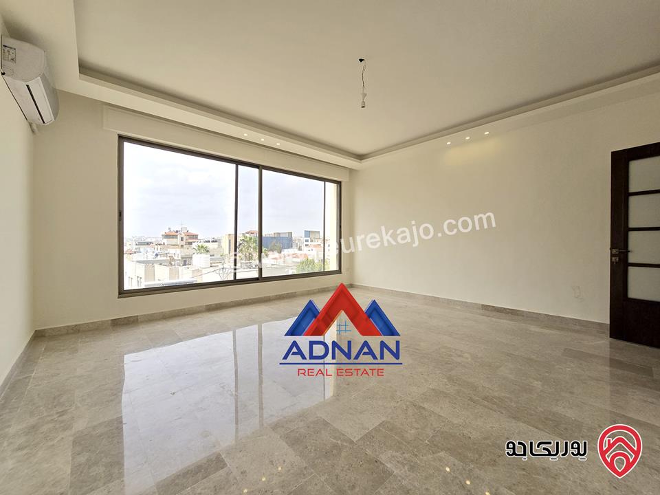 شقة طابق ثاني مساحة 180م فارغة جديدة للإيجار في عمان - أم أذينة