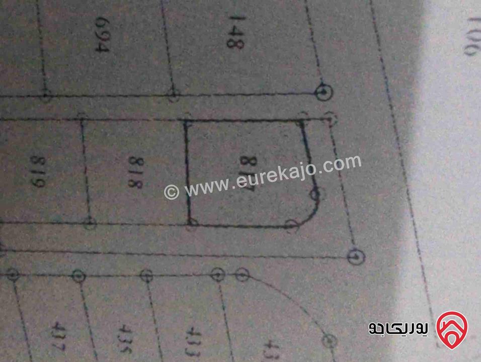 قطعة أرض مساحة 870م للبيع في اربد - خط العشرين الرمثا 