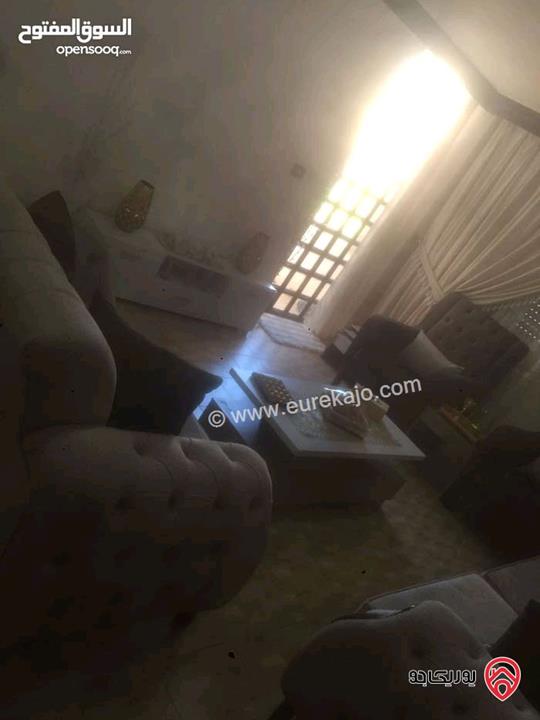 شقة طابق ثاني مساحة 98م للبيع من المالك في عمان - ابو نصير