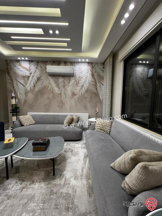 شقة فاخرة جديدة طابق ثالث دوبلكس مساحة 230م للبيع في عمان – خلدا