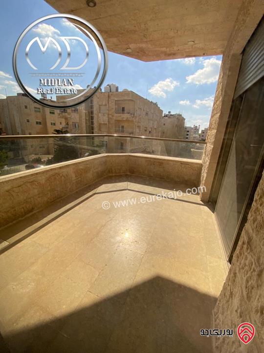 شقة فارغة للايجار في عمان - خلدا مساحة 200م طابق ثاني تشطيبات سوبر ديلوكس اطلالة جميلة 