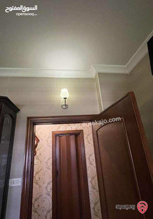 شقة مساحة 225 متر طابق ثالث للبيع في اربد - خلف مستشفى الراهبات
