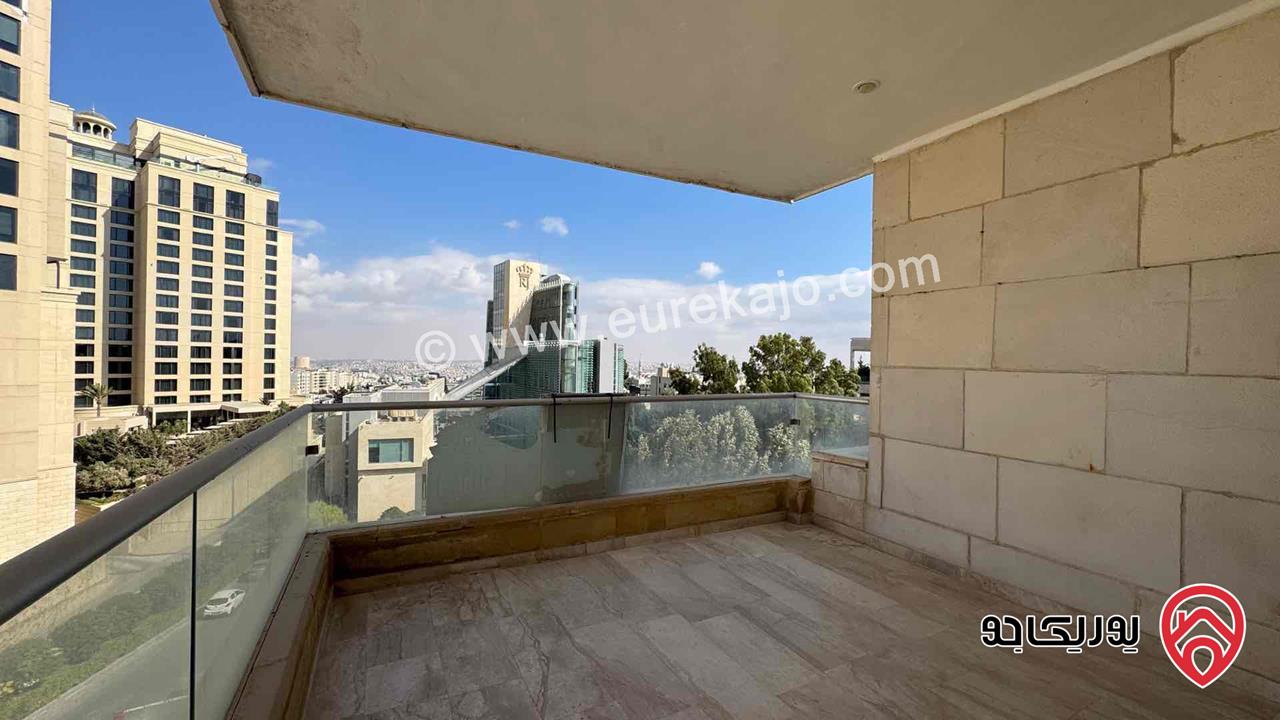 Unfurnished 4 Bedroom Apartment 300 Sqm for rent in Amman - 5th Circle
