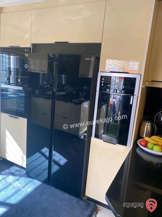 شقة شبه أرضية مساحة 129م للبيع مفروشة في عمان - خلدا