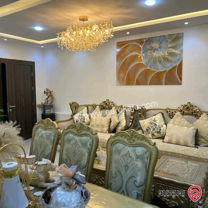 شقة طابق ثالث دوبلكس مساحة 225م للبيع في عمان - الجبيهة حي المنصور