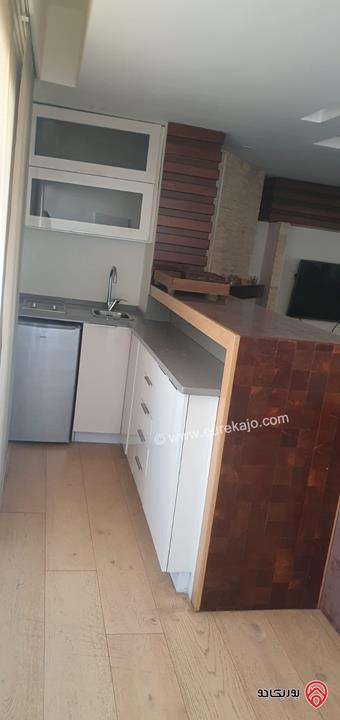 شقة مع روف وتيراس خارجي مساحة 200م للبيع في عمان - ضاحية الياسمين