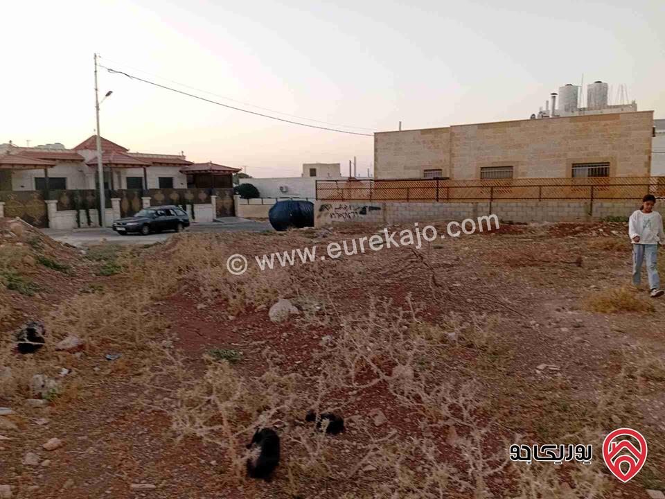 قطعة أرض مساحة 302م للبيع في عمان - ابوعلندا الطبقة الشرقية 