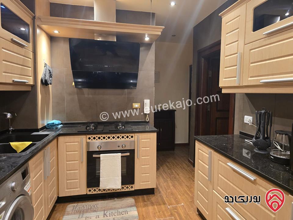 شقة مفروشة رائعة في منطقة ام السماق 2 غرف نوم بحالة ممتازة