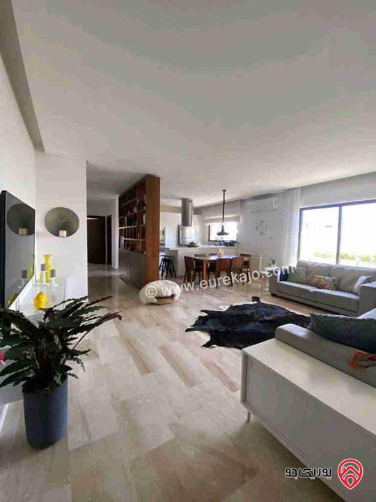 شقة طابق ثالث مساحة 110م للايجار مفروشة في عمان - الشميساني