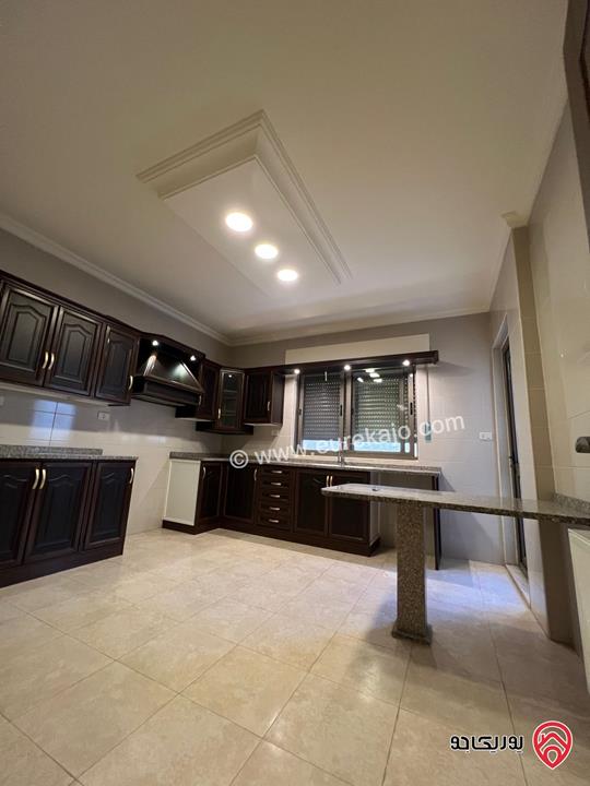 شقة مساحة 200م للايجار في عمان - تلاع العلي 