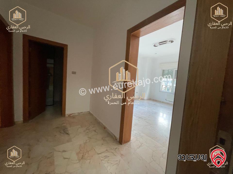 شقة أرضية مساحة 335م للإيجار الفارغ في عمان - ام السماق