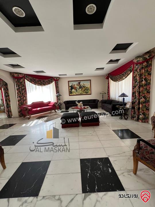 فيلا مساحة 1 دونم على أرض 830م للبيع في عمان - منطقة عبدون 