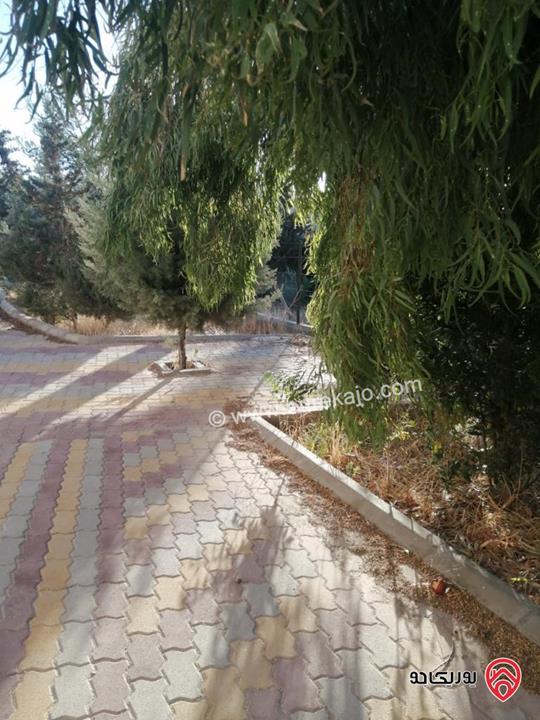 مزرعة مساحة الأرض 4 دونم و 398م والبناء 230م للبيع في جرش - قفقفا