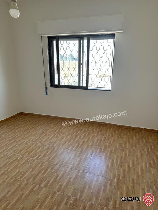 شقة مساحة 126م طابق ثالث للبيع في عمان - ضاحية الامير حسن 