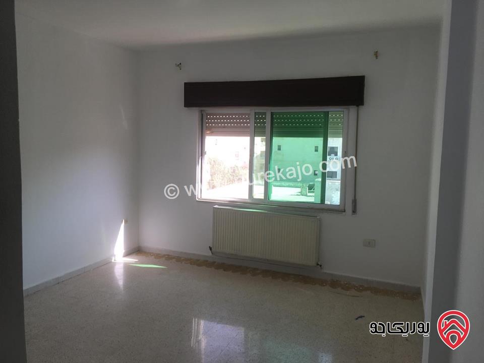 شقة مساحة 140م طابق خامس للبيع في عمان - الجبيهة