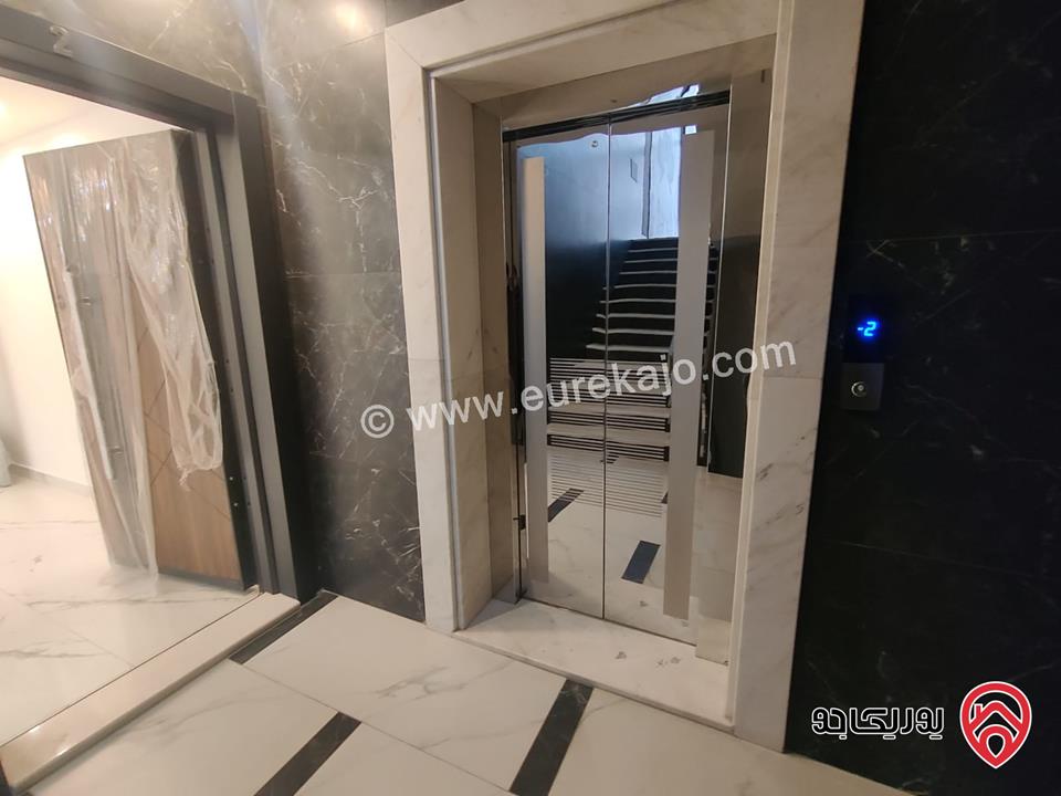 شقة شبه أرضية مساحة 205م داخلي و 150م خارجي للبيع في عمان - الصويفية  	 