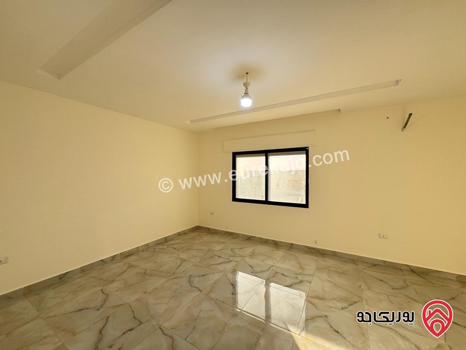 شقة طابق ثالث دوبلكس مساحة 235م للبيع في عمان - الجبيهة ام زويتينة