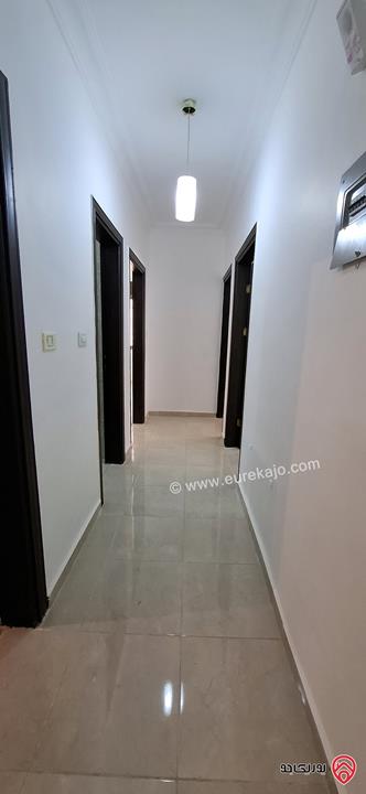 شقة أرضي خلفي مساحة 120م  للبيع في عمان - طبربور هدوء وخصوصية