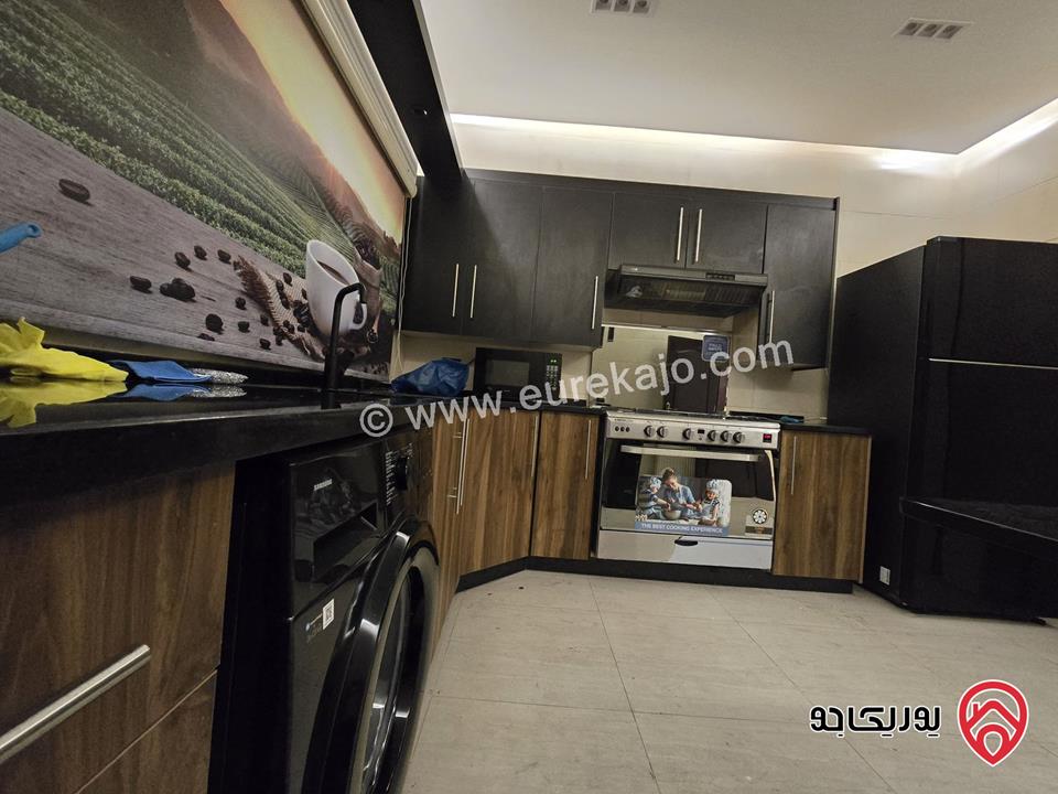 شقة فاخرة مفروشة للايجار ثلاث غرف نوم في الدوار السابع