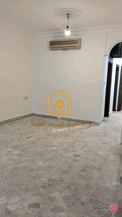 شقة فارغة طابق ارضي مساحة 130م للإيجار في عمان - الجاردنز 