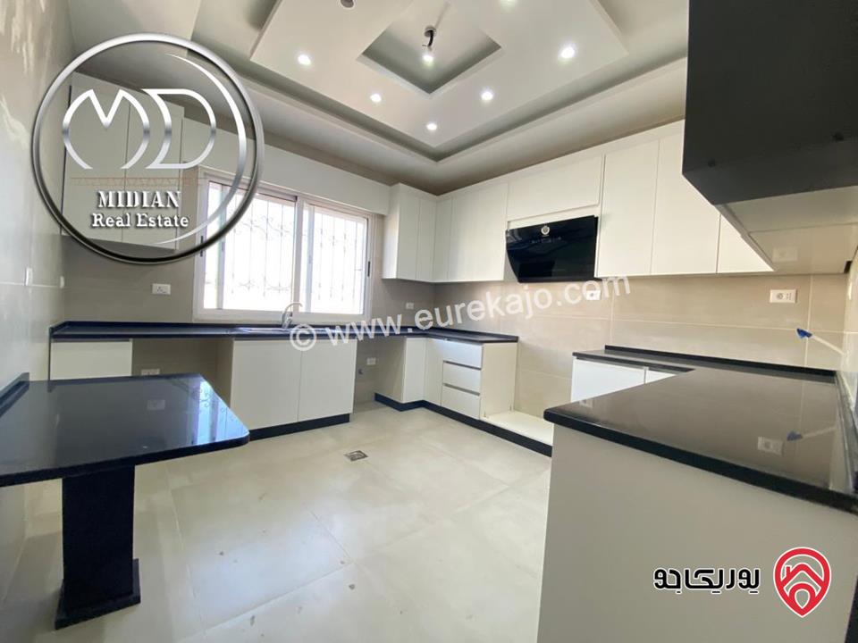 شقق فارغة للايجار في عمان - الرابية مساحات 180م تشطيبات و ديكورات عصرية فاخرة اطلالة جميلة بسعر مميز