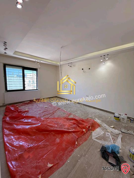 روف جديد لم يسكن مساحة 200م للايجار في عمان -  خلدا 