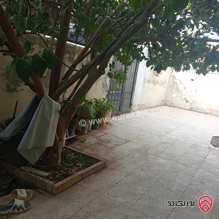 بيت مستقل 150م على أرض 300م للبيع في عمان - ام الدنانير  