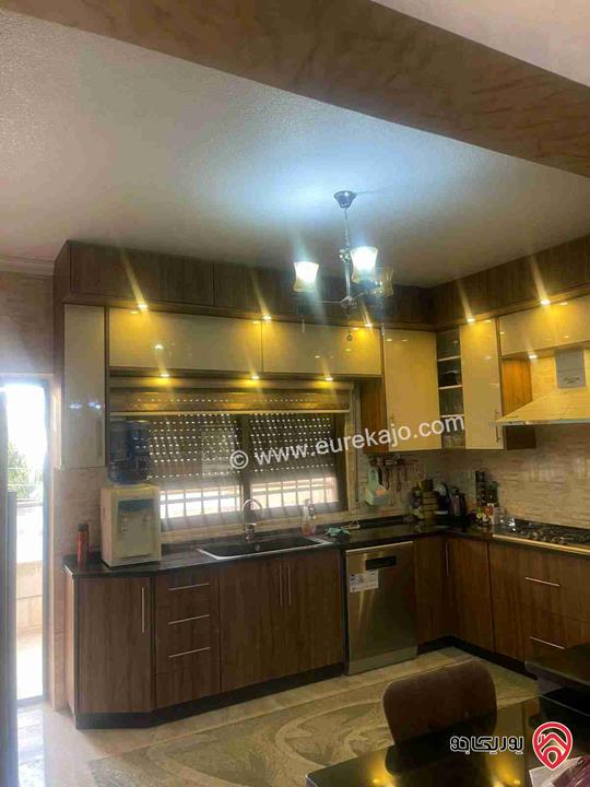 شقة مساحة 170م طابق أول للبيع في عمان - طبربور